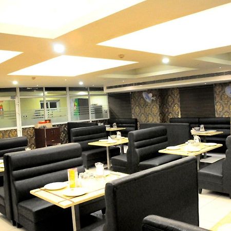 โรงแรมรัทนา พาร์ค ปิรัมพาลูร์ Perambalur ภายนอก รูปภาพ